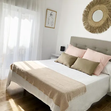 Adosado Flores Ferienhaus